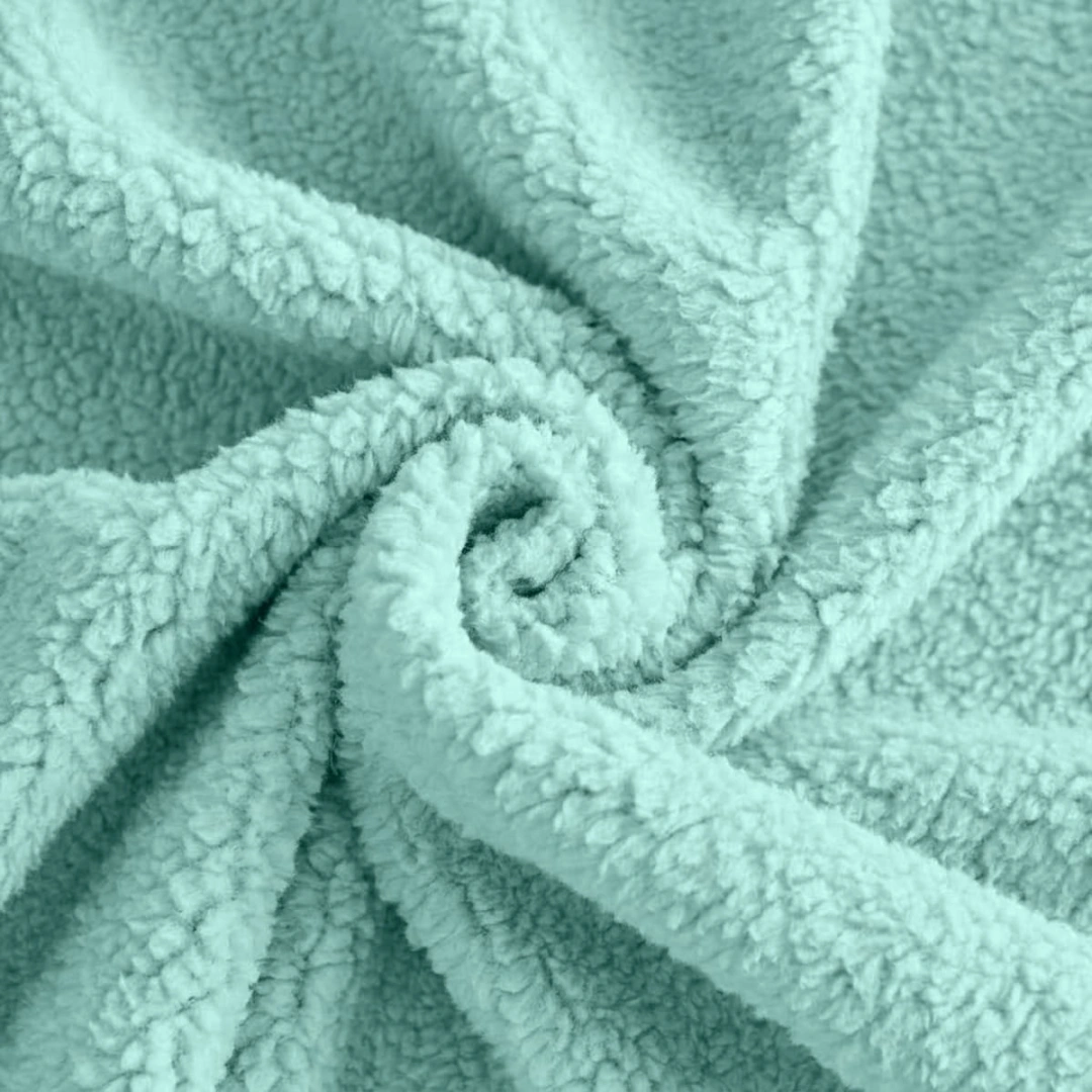 Sherpa Blanket – image 5