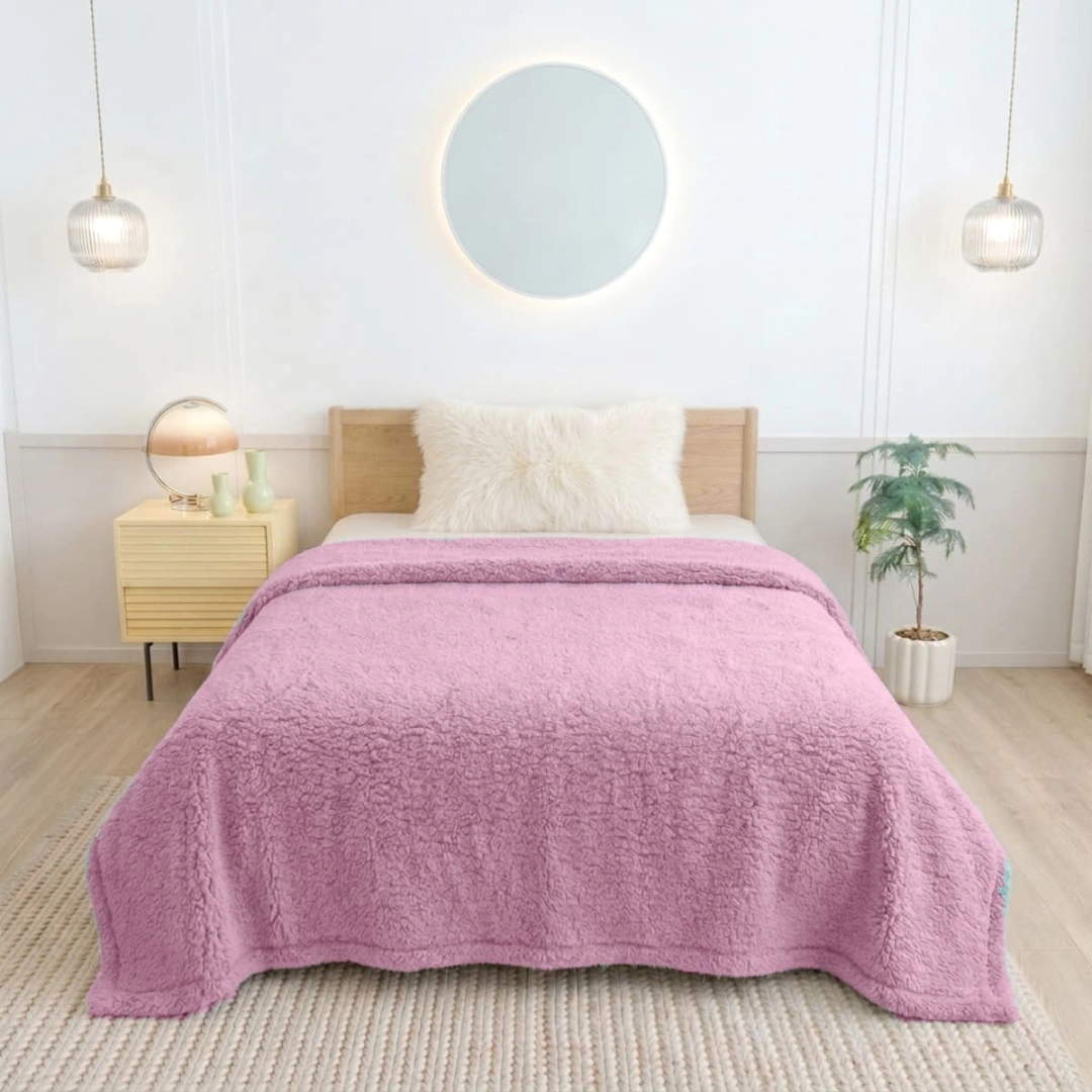 Sherpa Blanket – image 2