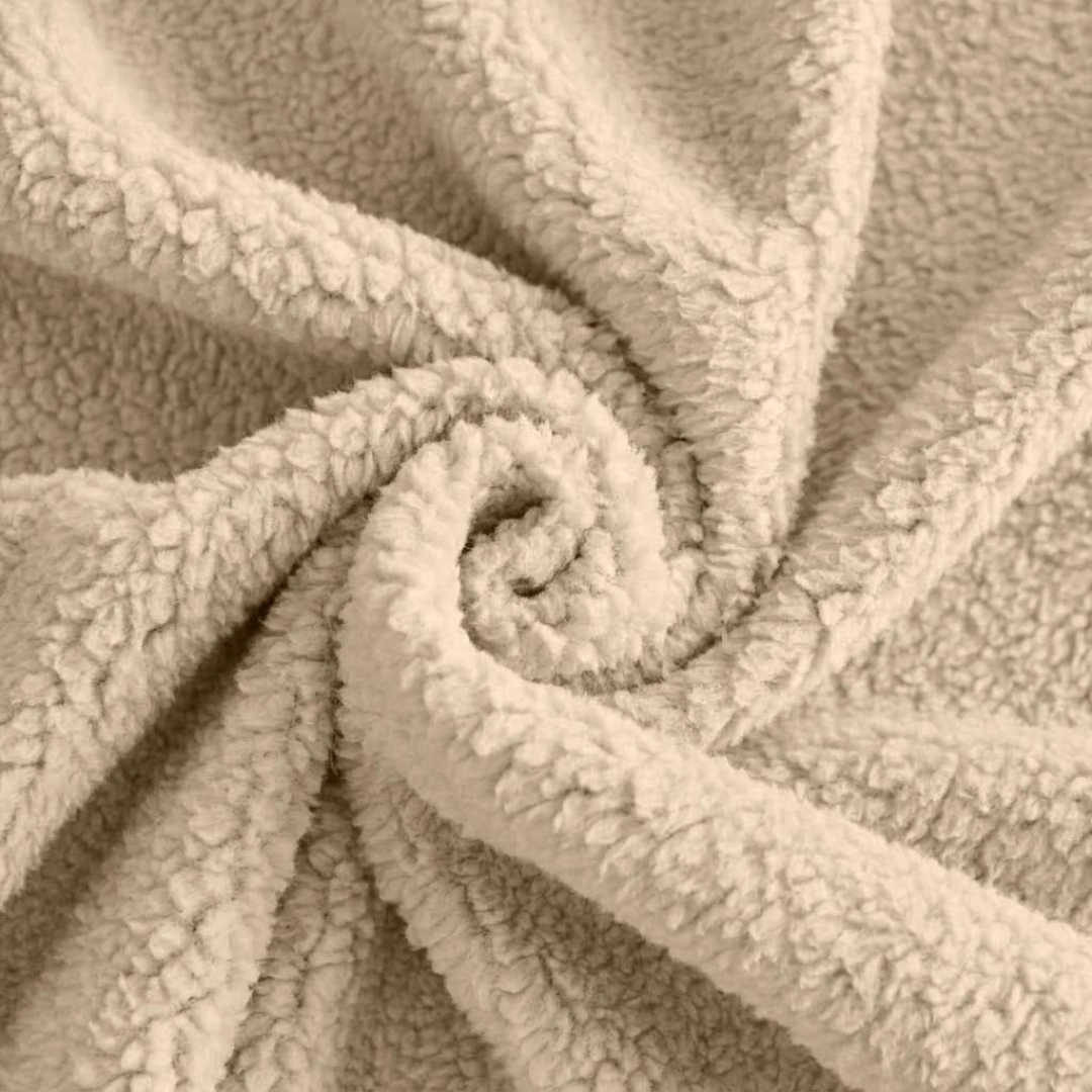 Sherpa Blanket – image 5
