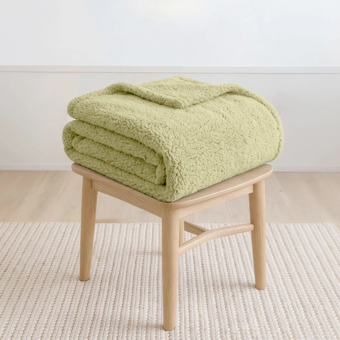 Sherpa Blanket – image 4