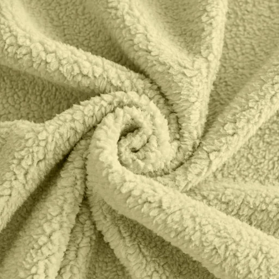 Sherpa Blanket – image 5