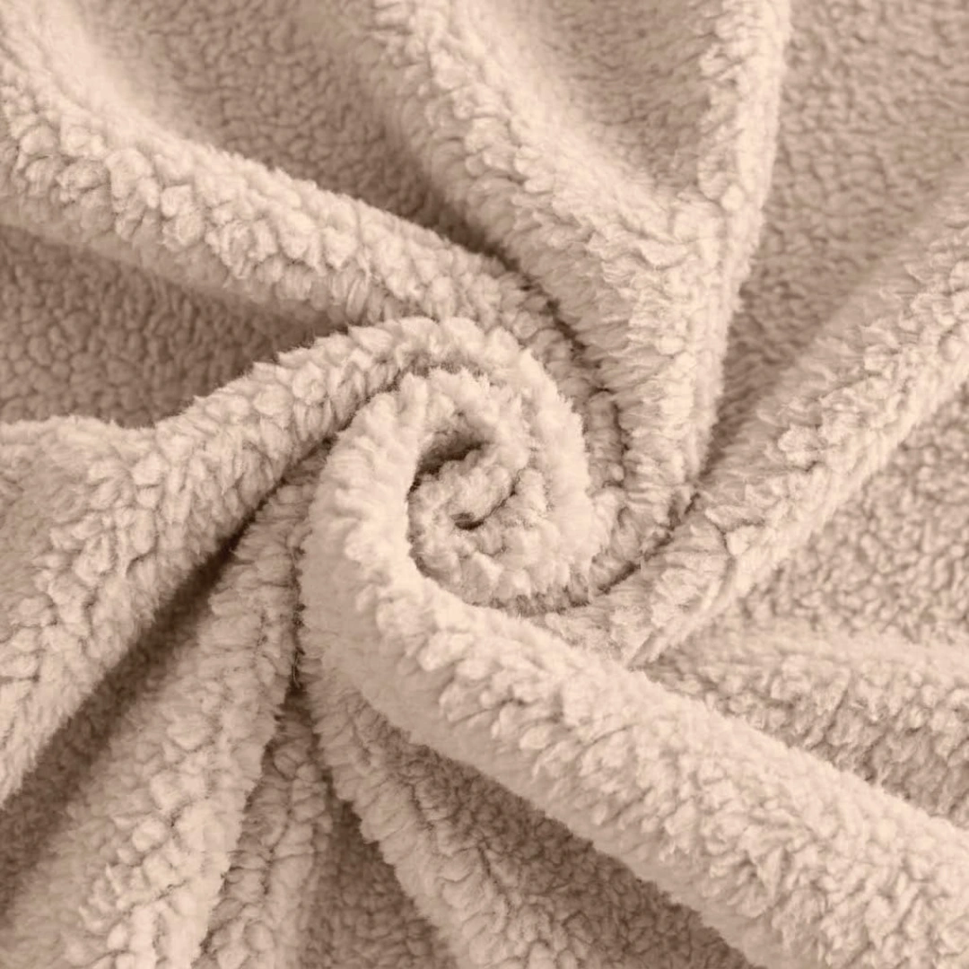 Sherpa Blanket – image 5