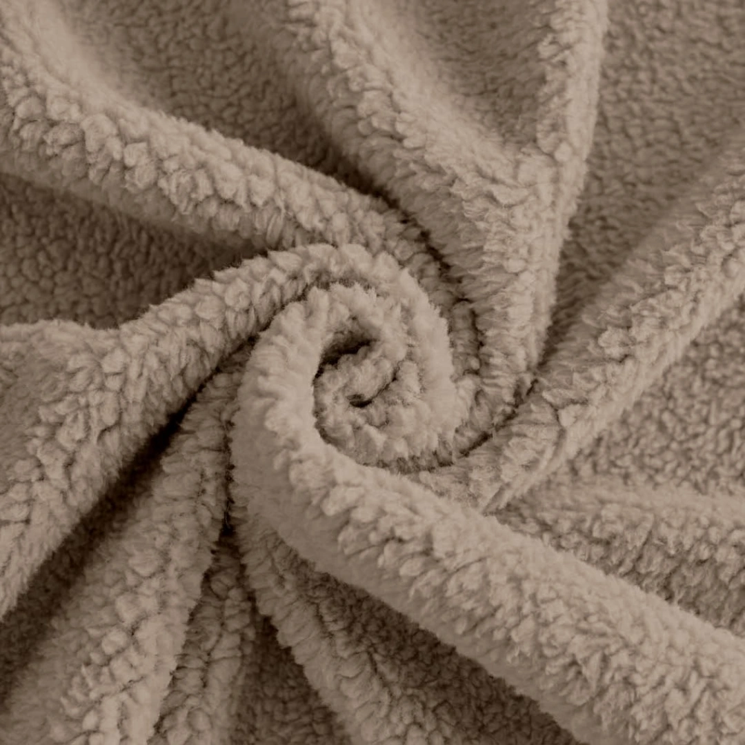 Sherpa Blanket – image 5