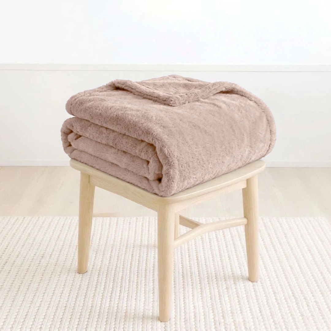 Rabbit Faux Fur Blanket – image 4