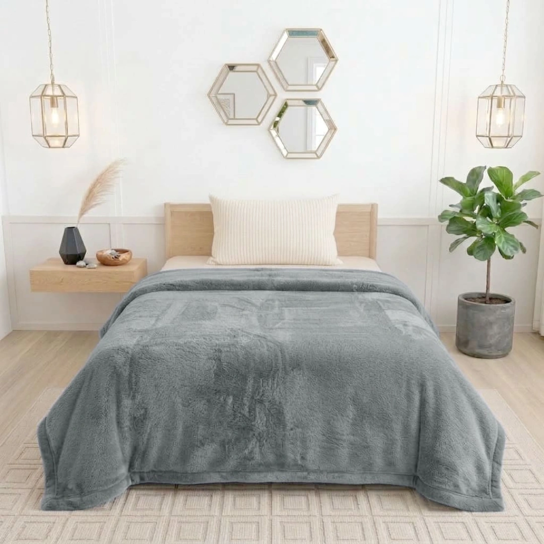 Rabbit Faux Fur Blanket – image 2