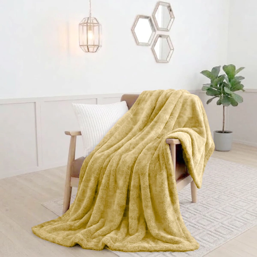 Rabbit Faux Fur Blanket – image 3