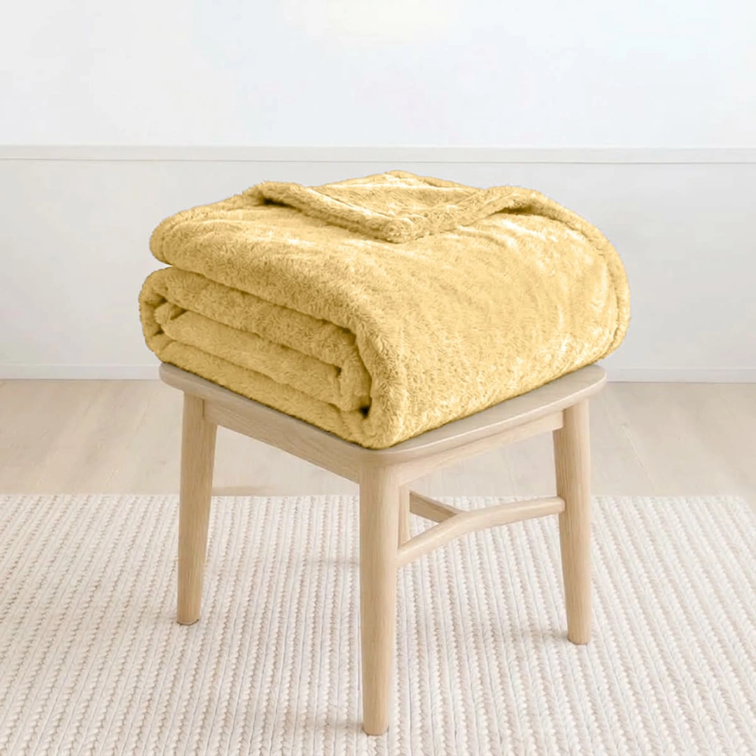 Rabbit Faux Fur Blanket – image 4