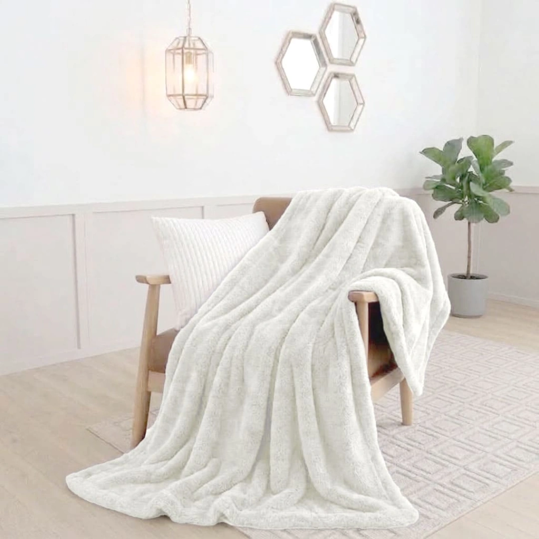 Rabbit Faux Fur Blanket – image 3