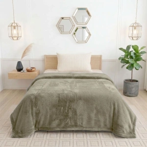Rabbit Faux Fur Blanket – Taupe Gray