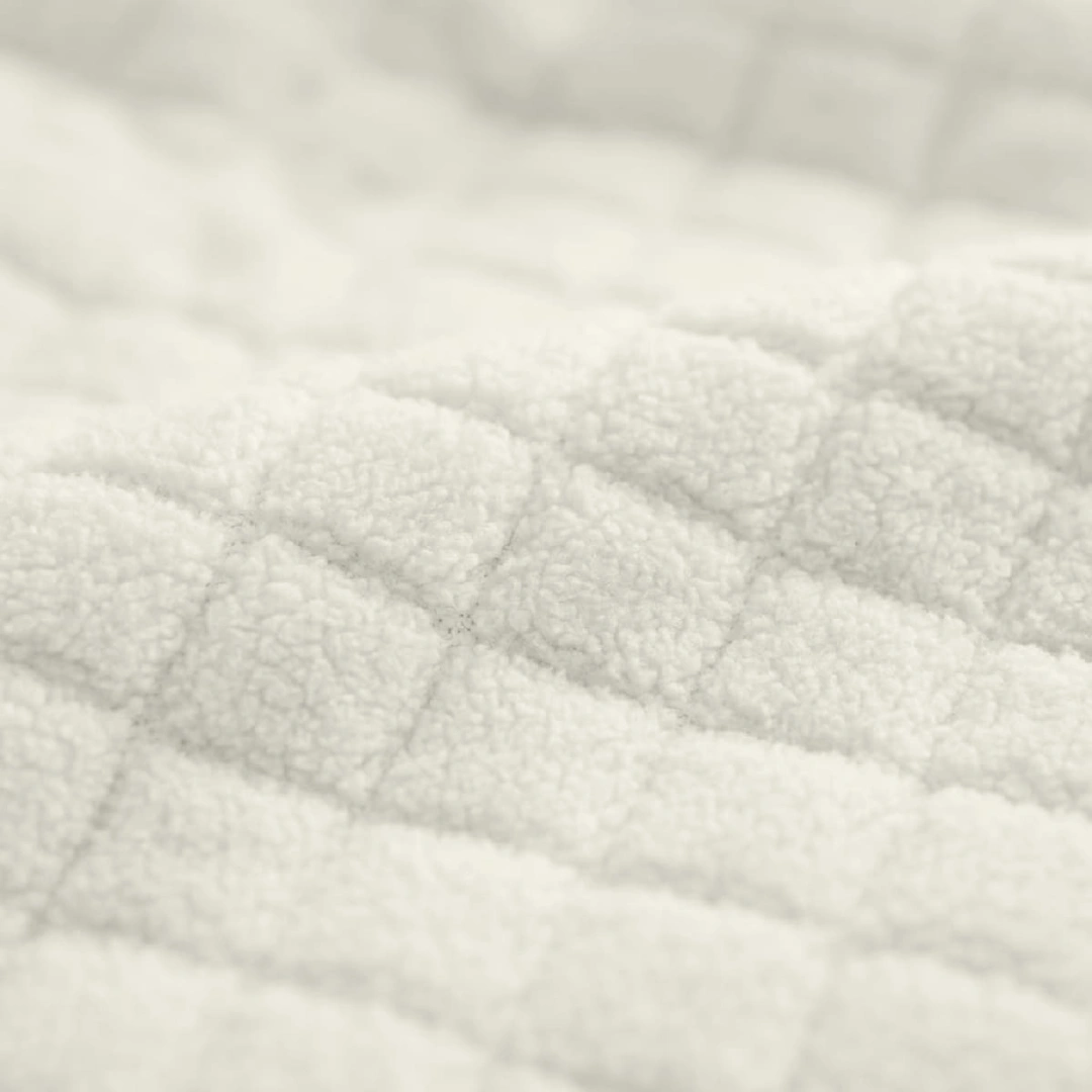 Jacquard Sherpa Blanket – Grid Design – image 5