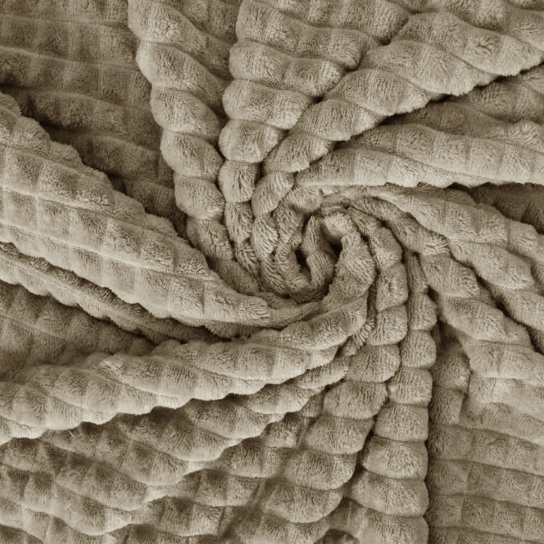 Corduroy Blanket 290 GSM – image 4
