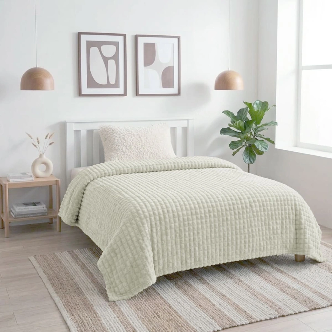 Corduroy Blanket 290 GSM – image 3