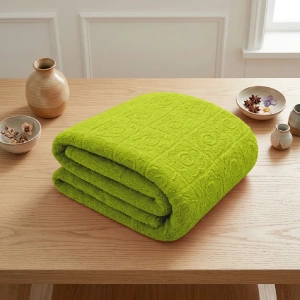 Jacquard Blanket 280 GSM – image 4