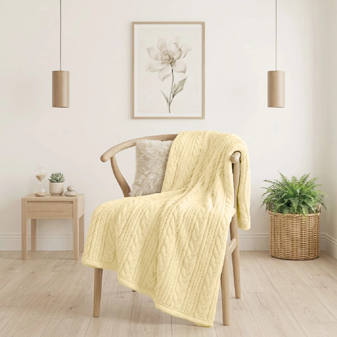 Jacquard Blanket 300 GSM – image 3
