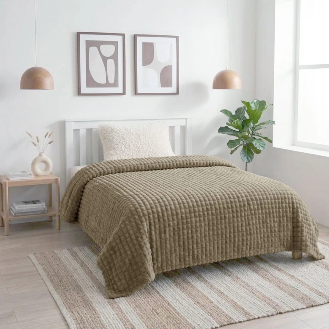 Corduroy Blanket 290 GSM – image 2