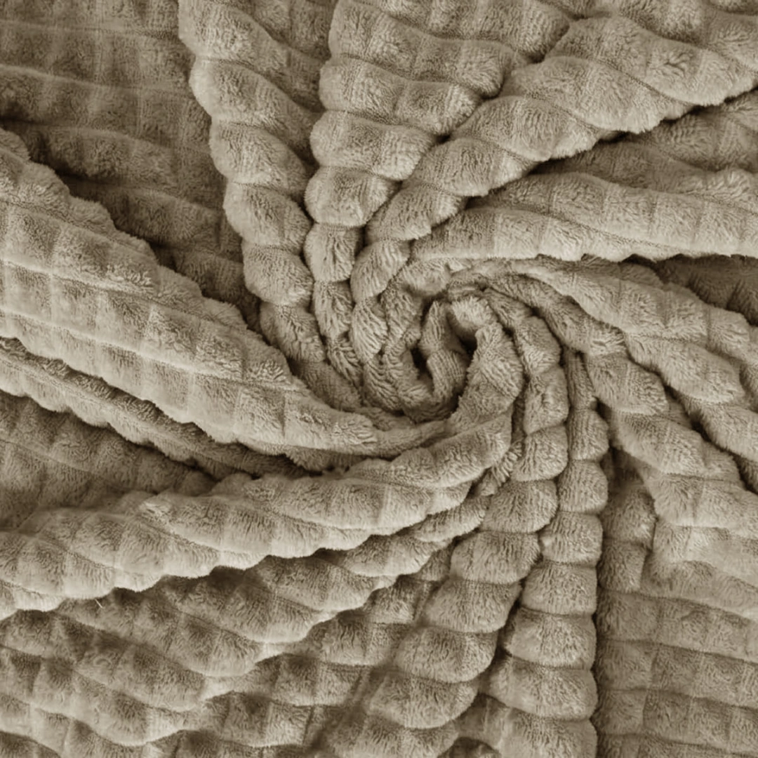 Corduroy Blanket 290 GSM – image 5