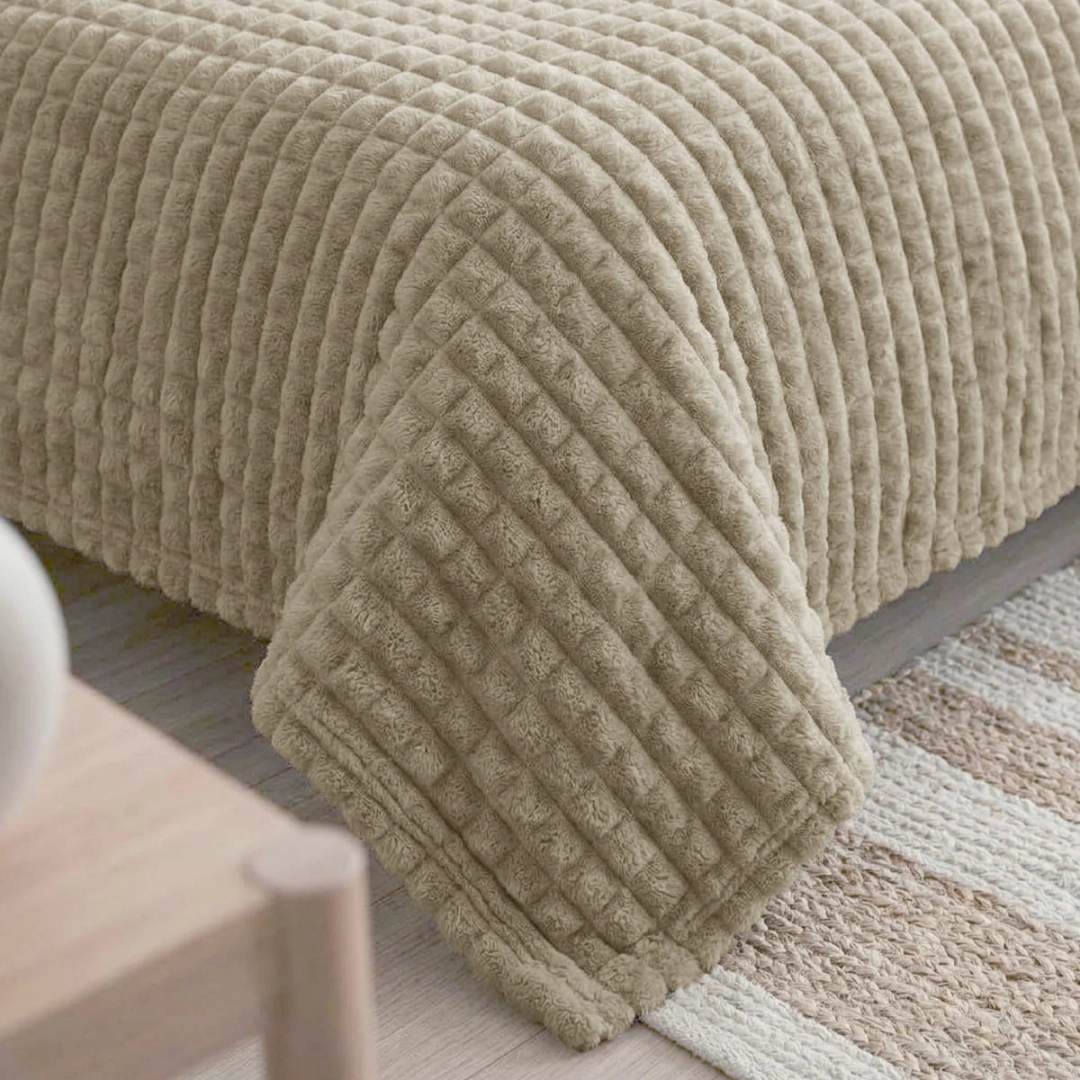 Corduroy Blanket 290 GSM – image 6
