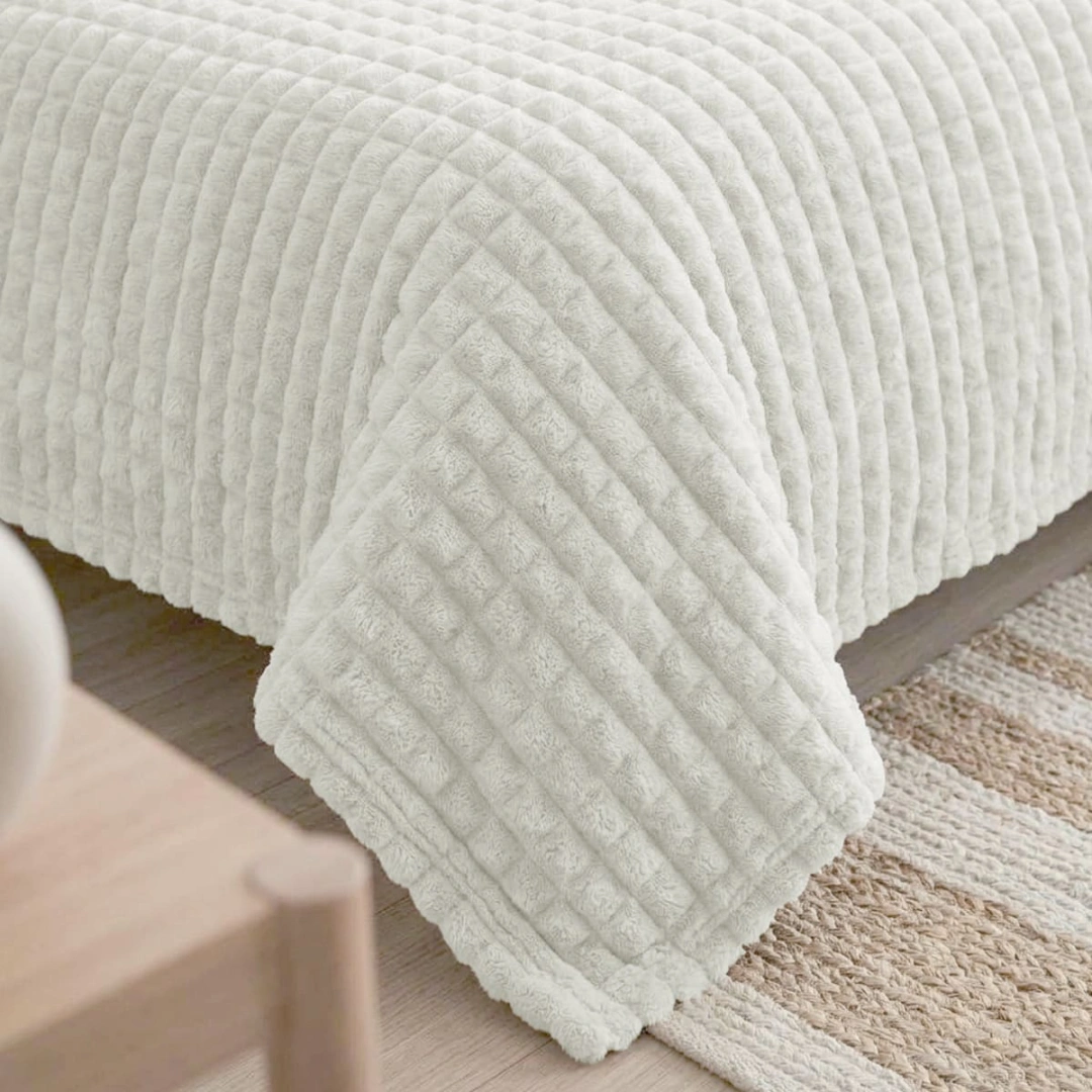 Corduroy Blanket 290 GSM – image 6