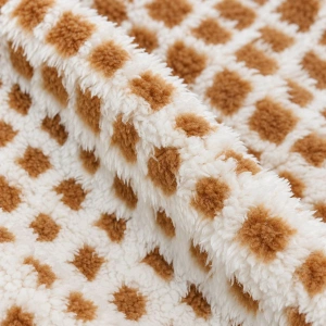 Jacquard Blanket 320 GSM – image 6
