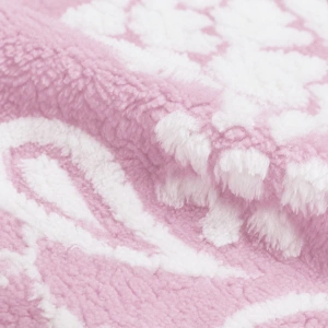 Jacquard Blanket 320 GSM – image 6